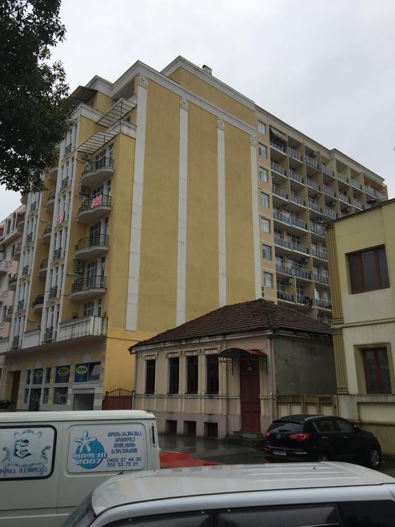 Apartment Pshavela 16 Batumi Zewnętrze zdjęcie