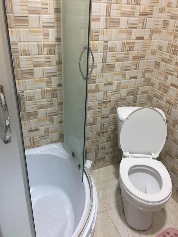 Apartment Pshavela 16 Batumi Zewnętrze zdjęcie